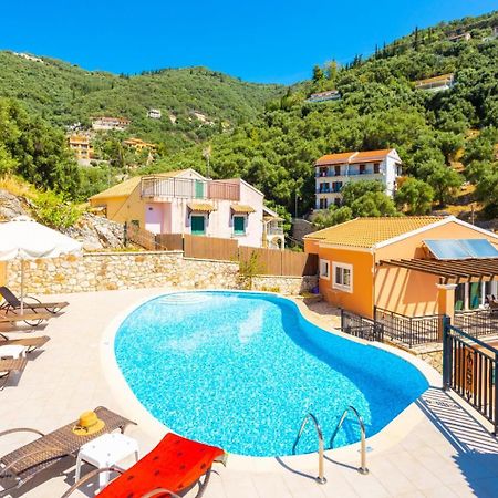Villa Konstantinos Katávolos Buitenkant foto