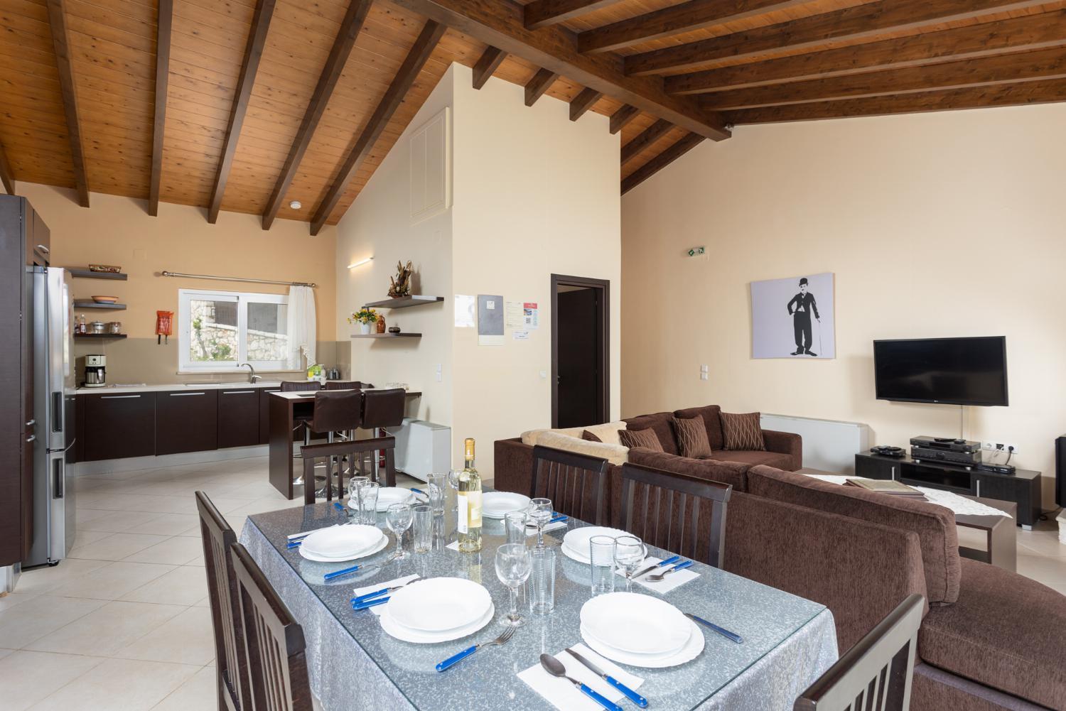 Villa Konstantinos Katávolos Buitenkant foto