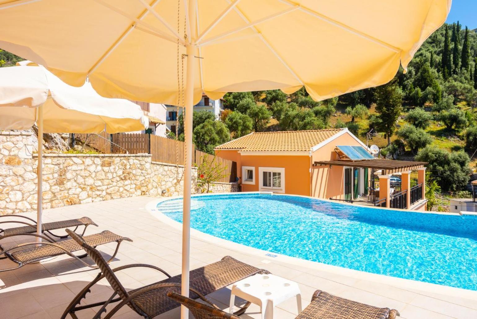 Villa Konstantinos Katávolos Buitenkant foto