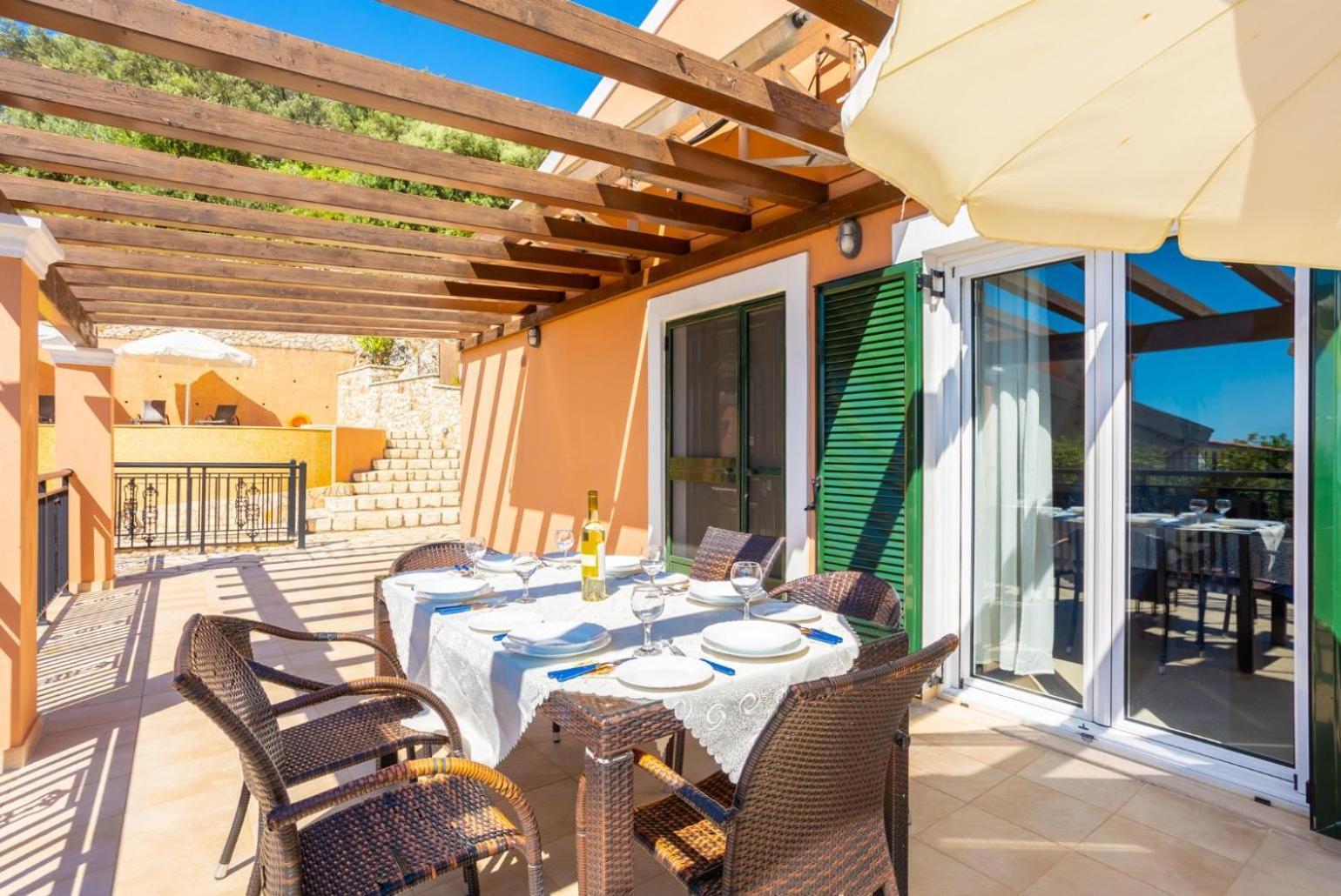 Villa Konstantinos Katávolos Buitenkant foto